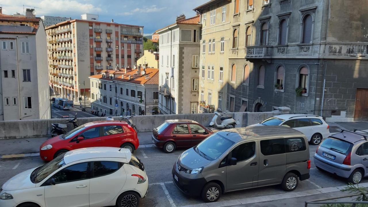 Da Federico 2 Lägenhet Trieste Exteriör bild